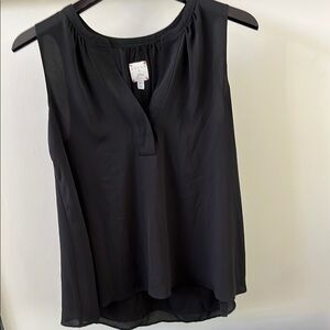 Hatch Black Sleeveless Blouse with V-Neck